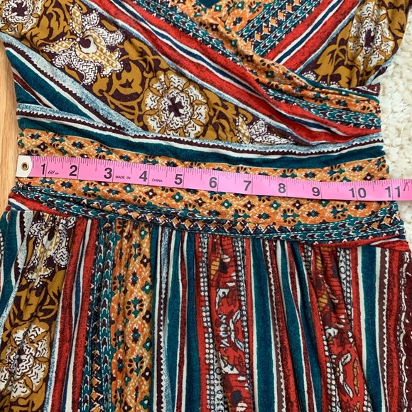 ANTHRO MAEVE Tamera Wrap Dress in Red Motif - Picture 11 of 14